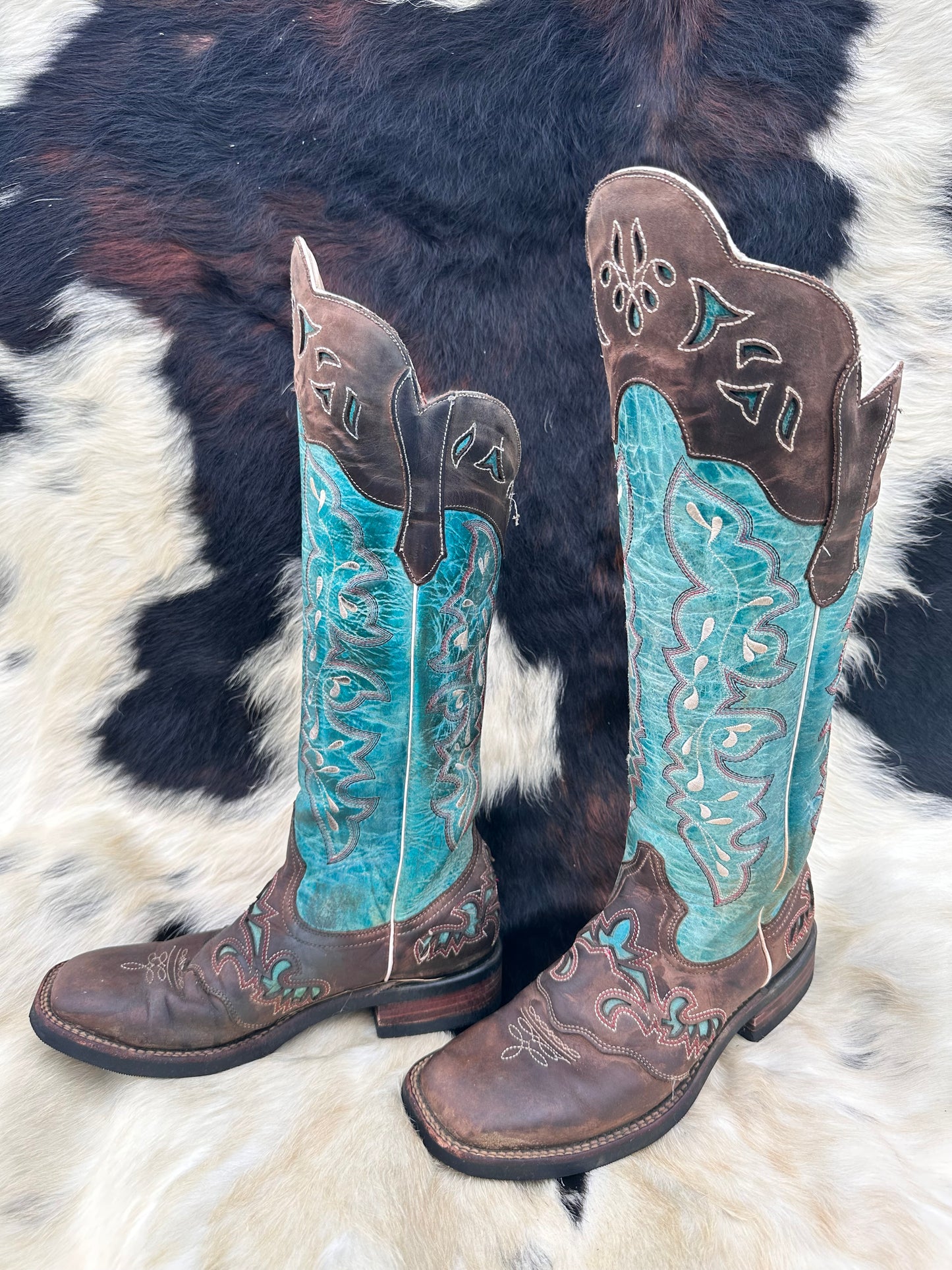 Size 9 Lacy Boots