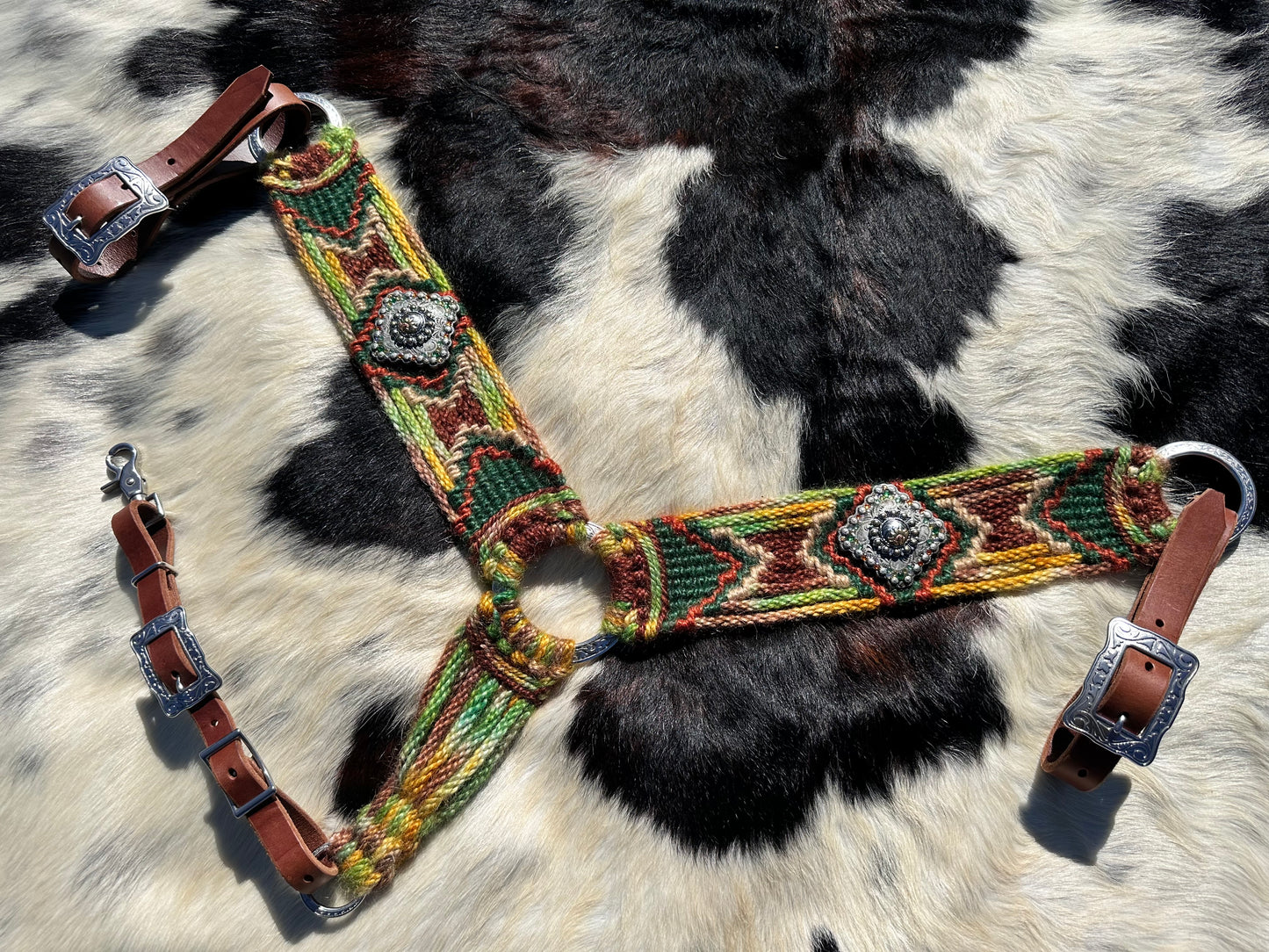 Emerald tye dye breast collar