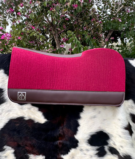 Wine cutback saddle pad