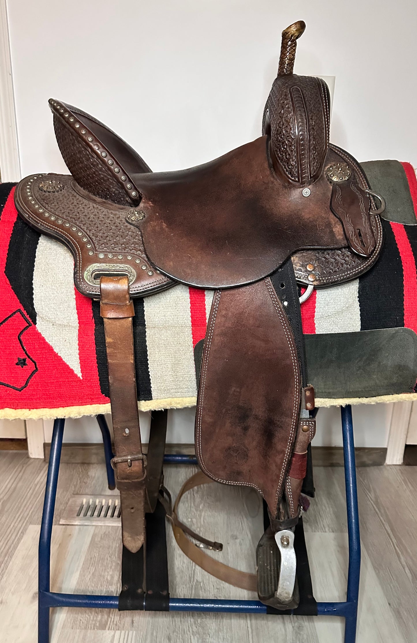 15” Circle Y HTW barrel saddle