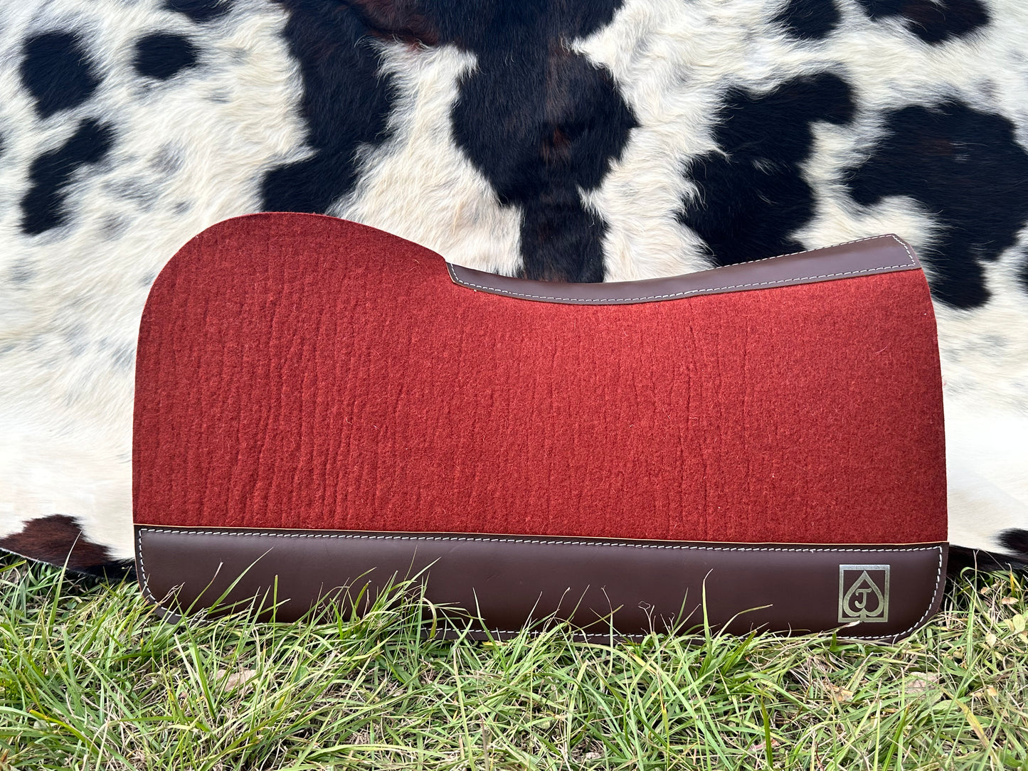 Rust cutback saddle pad