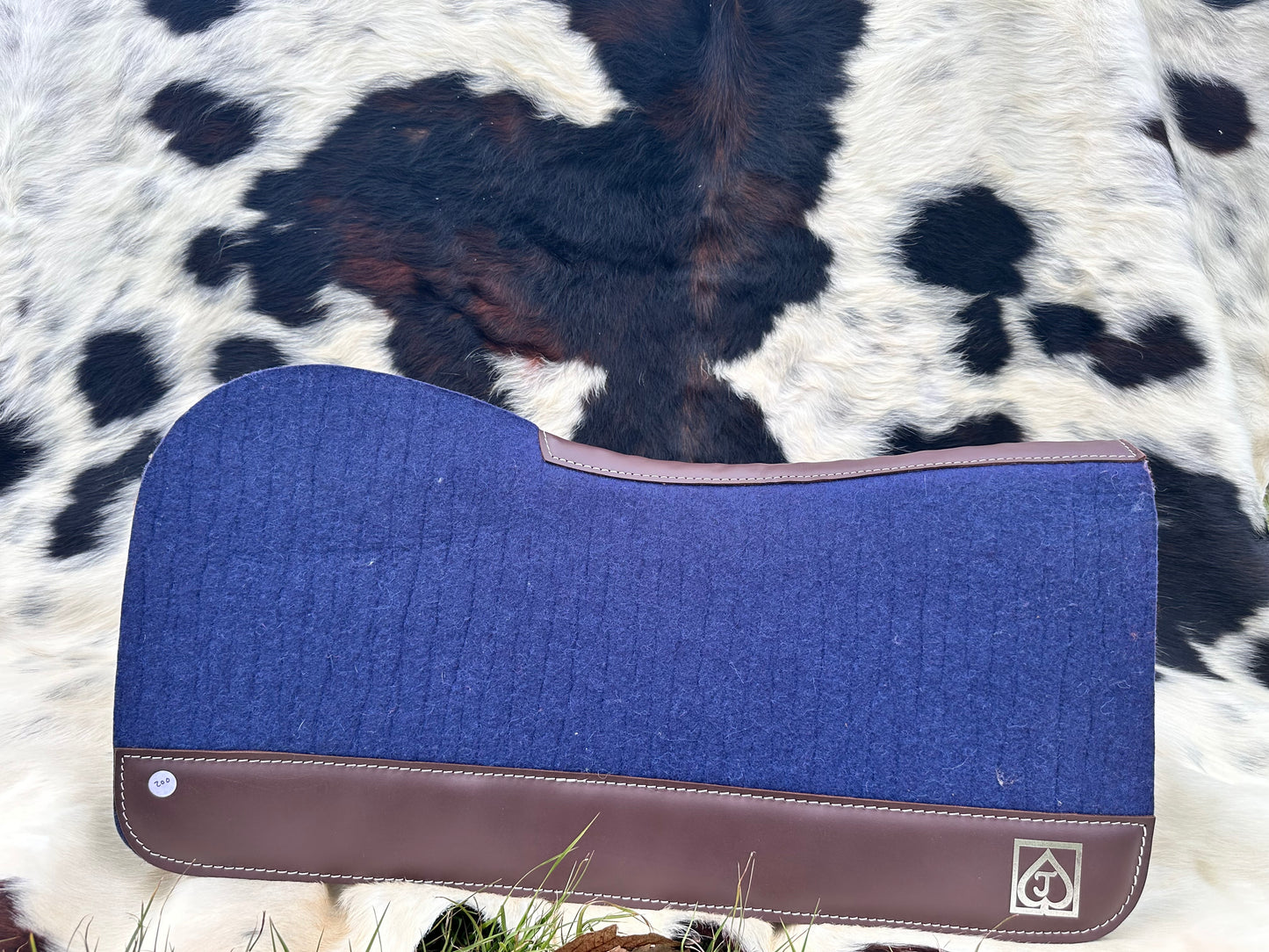 Navy cutback saddle pad