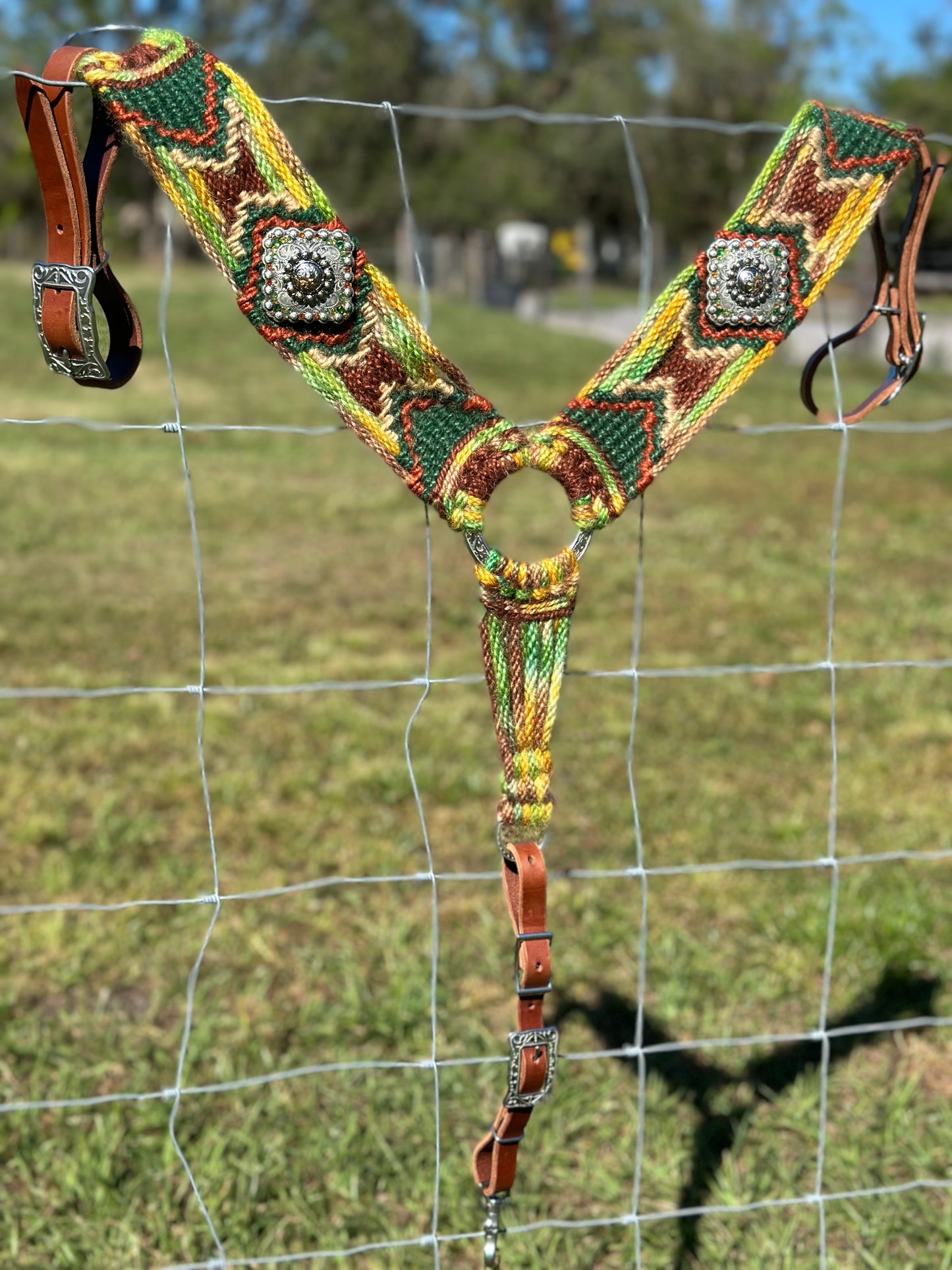 Emerald tye dye breast collar